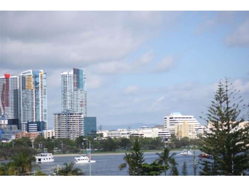 3656 Main Beach Parade ‘ROYAL SURFRIDER’, Main Beach QLD 4217