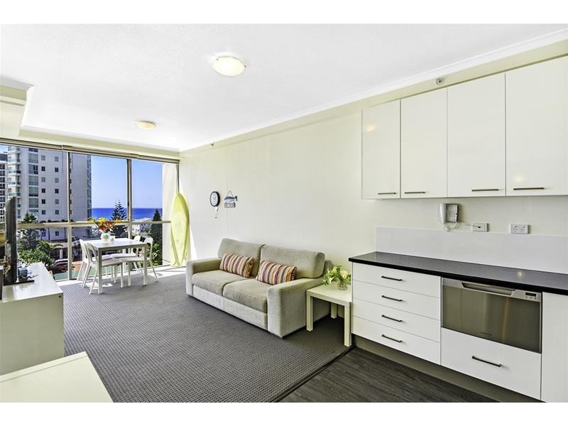 ‘MALDIVES’ 46 Pacific  Street, Main Beach QLD 4217