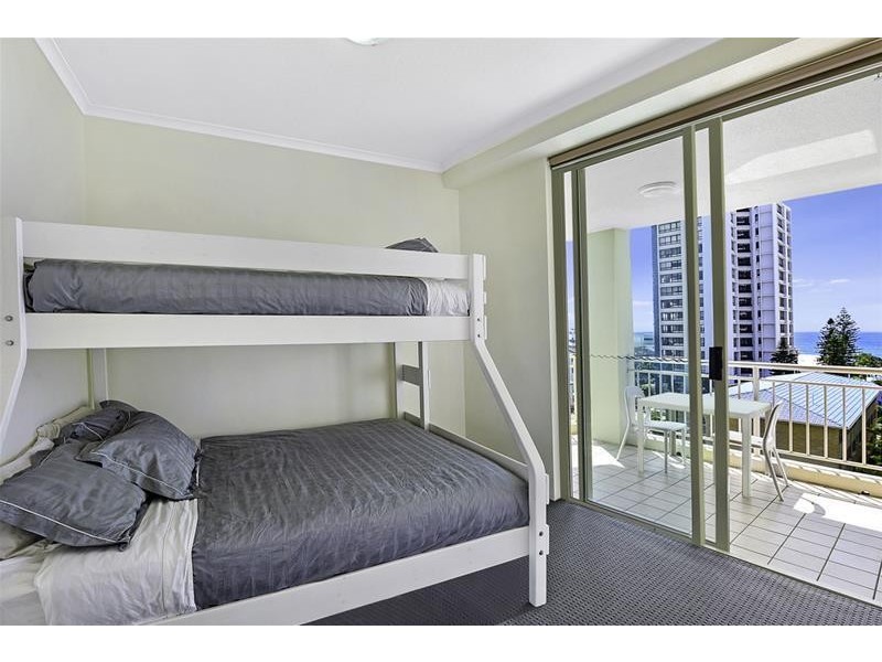 ‘MALDIVES’ 46 Pacific  Street, Main Beach QLD 4217