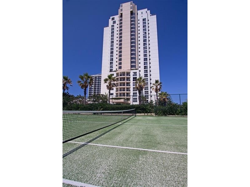 ‘Xanadu_North’ 59 Pacific  Street, Main Beach QLD 4217