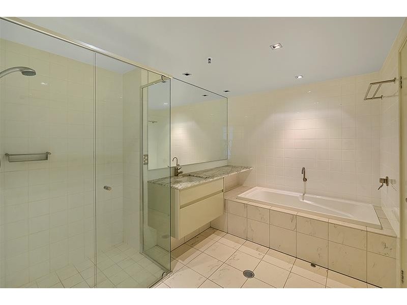 ‘Liberty Panorama’ 1 Lennie Avenue, Main Beach QLD 4217