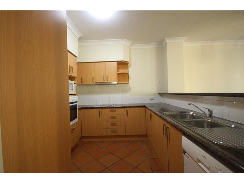 ‘Sainte Maxime’ 38 Woodroffe Avenue, Main Beach QLD 4217