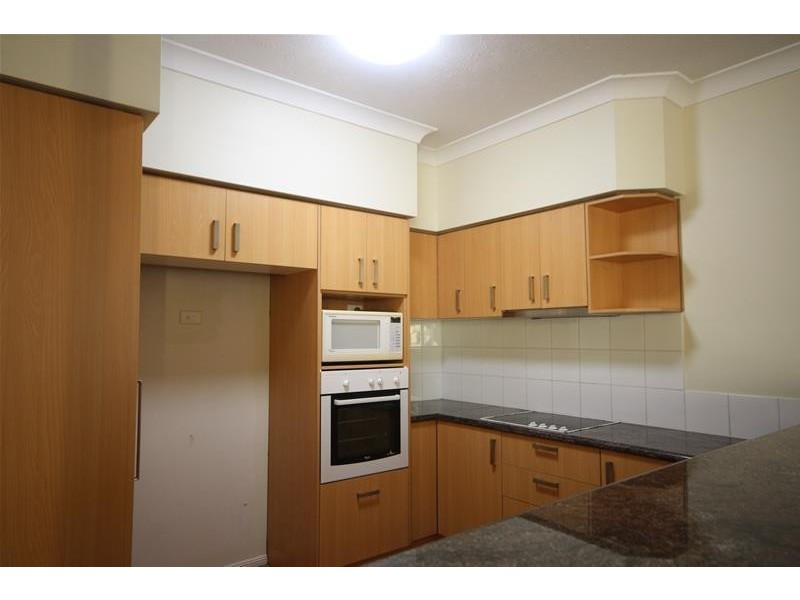 ‘Sainte Maxime’ 38 Woodroffe Avenue, Main Beach QLD 4217