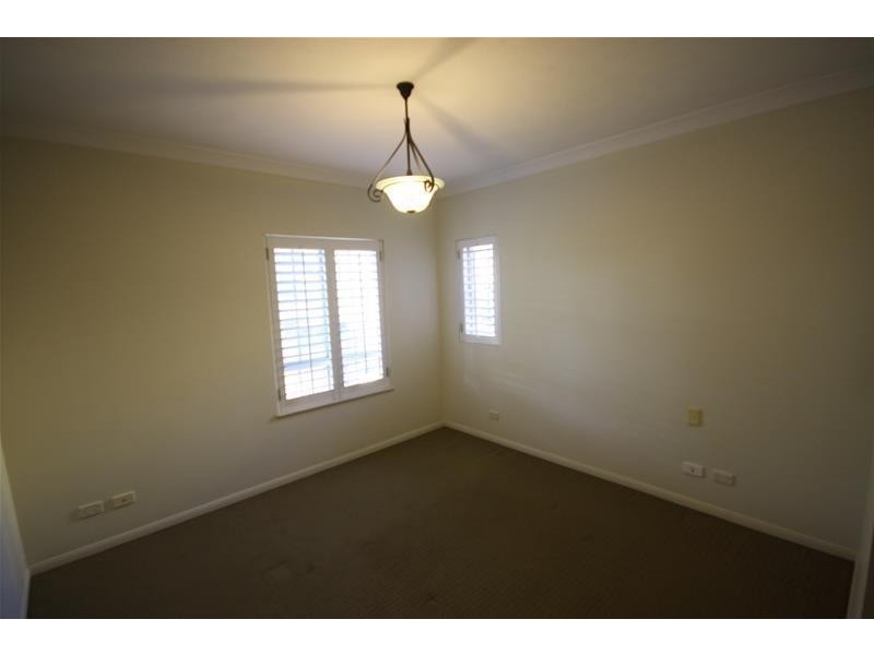 ‘Sainte Maxime’ 38 Woodroffe Avenue, Main Beach QLD 4217