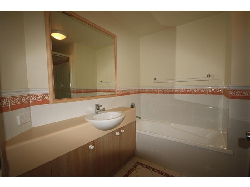 ‘Sainte Maxime’ 38 Woodroffe Avenue, Main Beach QLD 4217