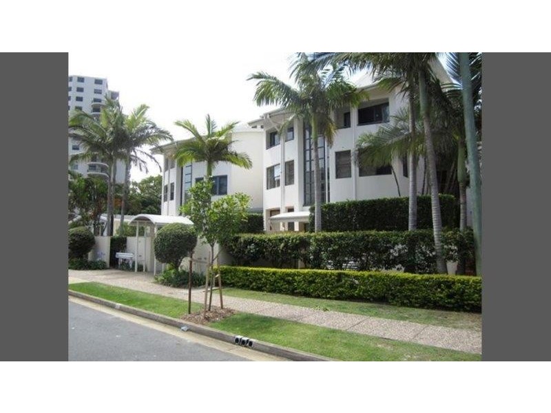 21 Woodroffe Avenue, Main Beach QLD 4217