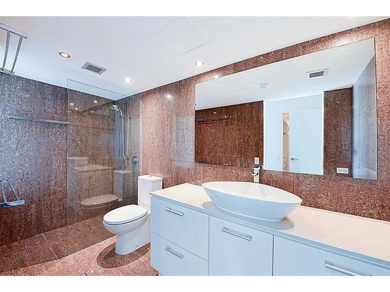 ‘NORFOLK’ 3532 Main Beach Parade, Main Beach QLD 4217