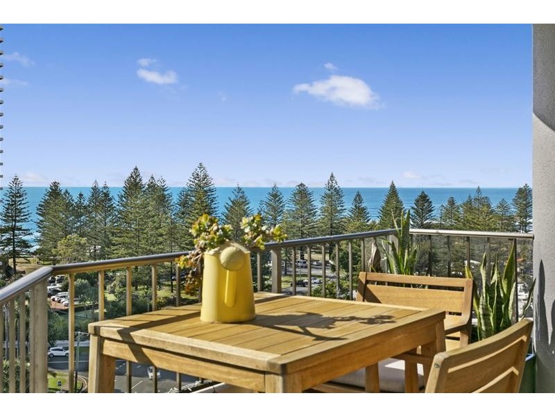 ‘Royal Surfrider’ Main Beach Parade, Main Beach QLD 4217