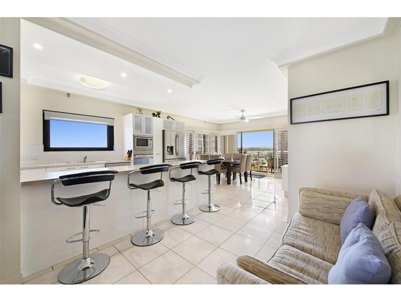 ‘ATLANTIS EAST’ 2 Admiralty Drive, Paradise Waters QLD 4217