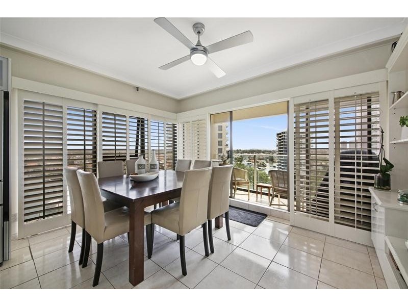 ‘ATLANTIS EAST’ 2 Admiralty Drive, Paradise Waters QLD 4217