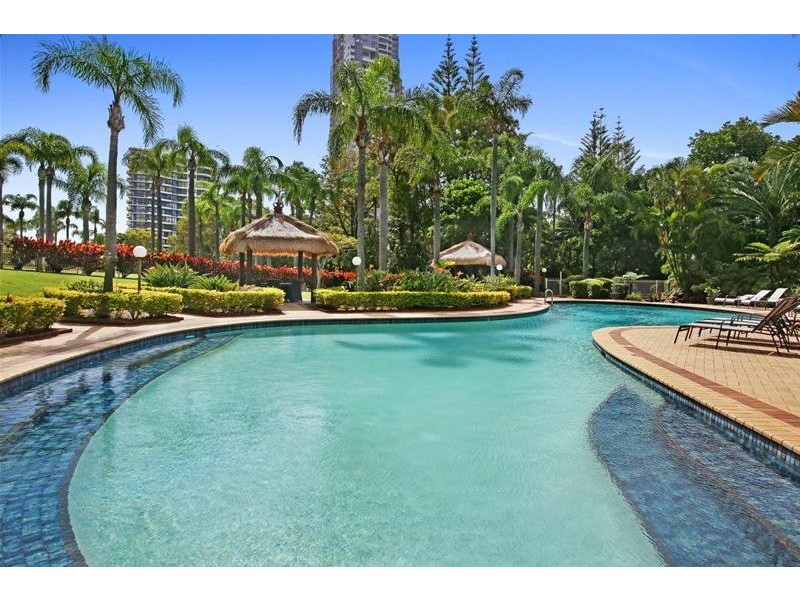 ‘ATLANTIS EAST’ 2 Admiralty Drive, Paradise Waters QLD 4217