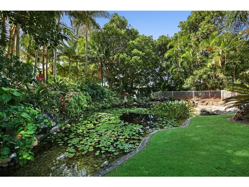 ‘ATLANTIS EAST’ 2 Admiralty Drive, Paradise Waters QLD 4217