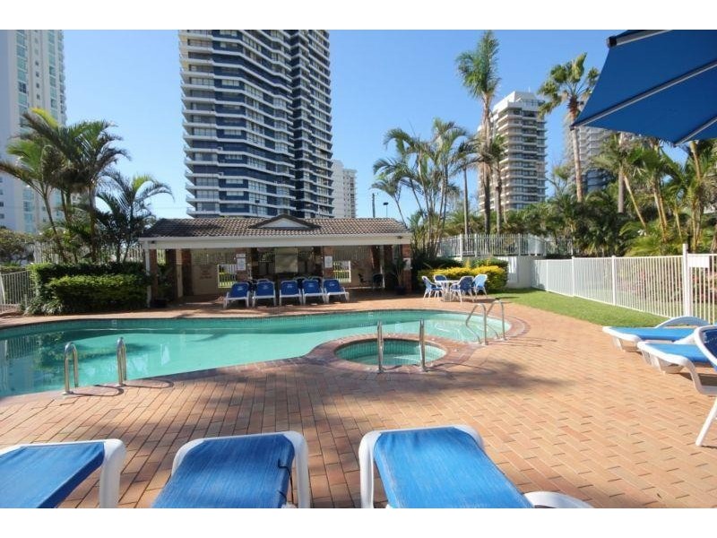 ‘Chidori Court’ 1 Cronin Avenue, Main Beach QLD 4217