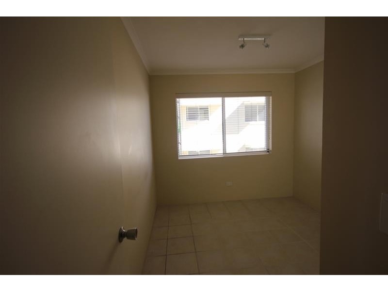 ‘Chidori Court’ 1 Cronin Avenue, Main Beach QLD 4217