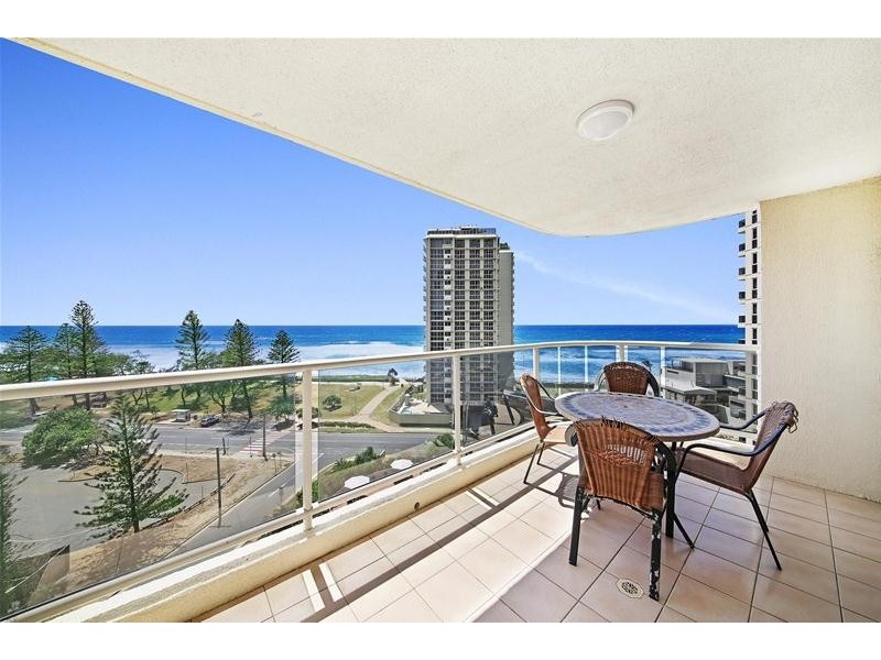 ‘Xanadu North’ 59 Pacific  Street, Main Beach QLD 4217