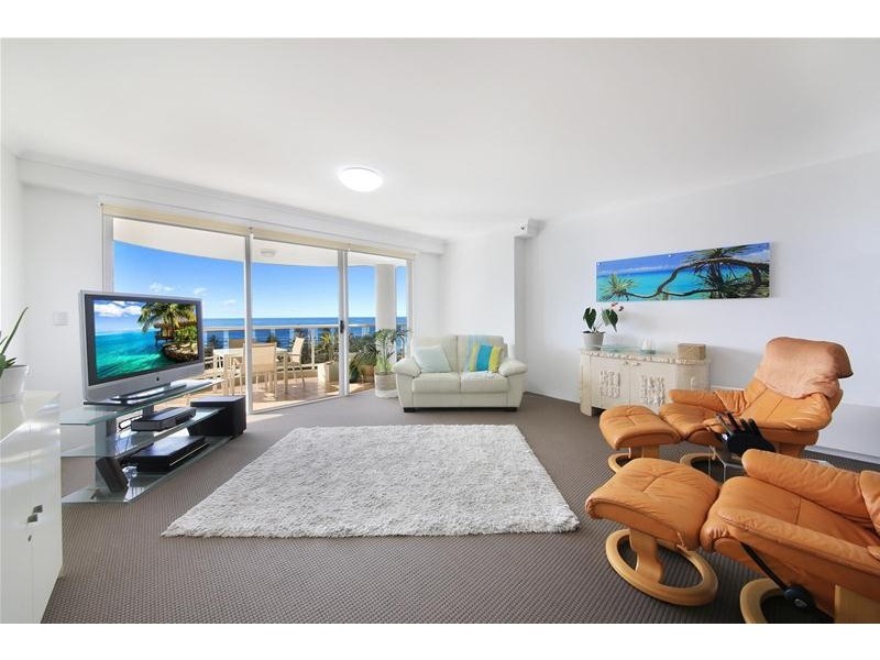 ‘OSCAR ON MAIN’ 1 Hughes Avenue, Main Beach QLD 4217