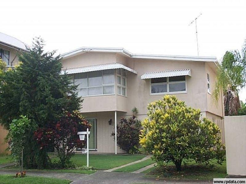 53 Cronin Avenue, Main Beach QLD 4217