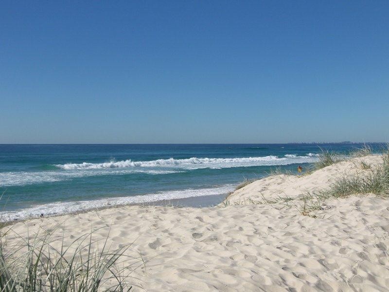 53 Cronin Avenue, Main Beach QLD 4217