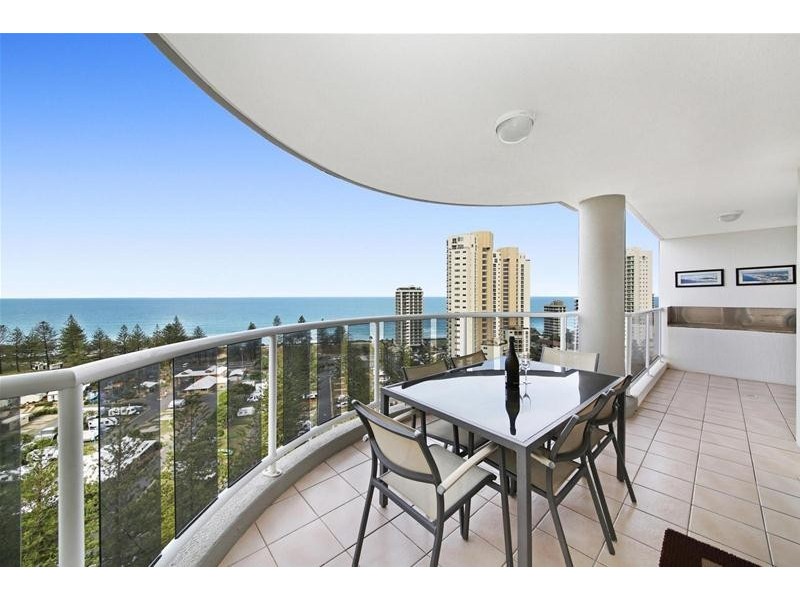 ‘OSCAR ON MAIN’ 1  Hughes Avenue, Main Beach QLD 4217