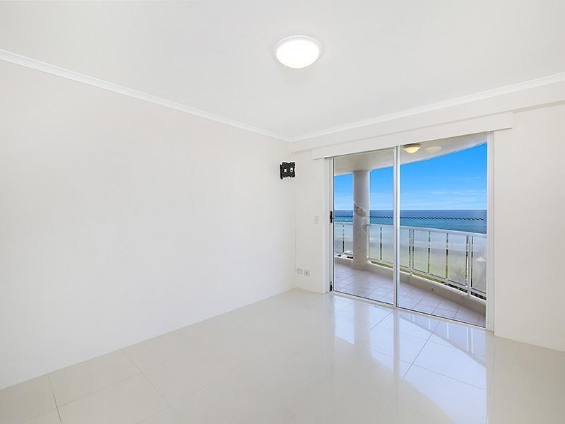 ‘XANADU EAST’ 59 Pacific  Street, Main Beach QLD 4217