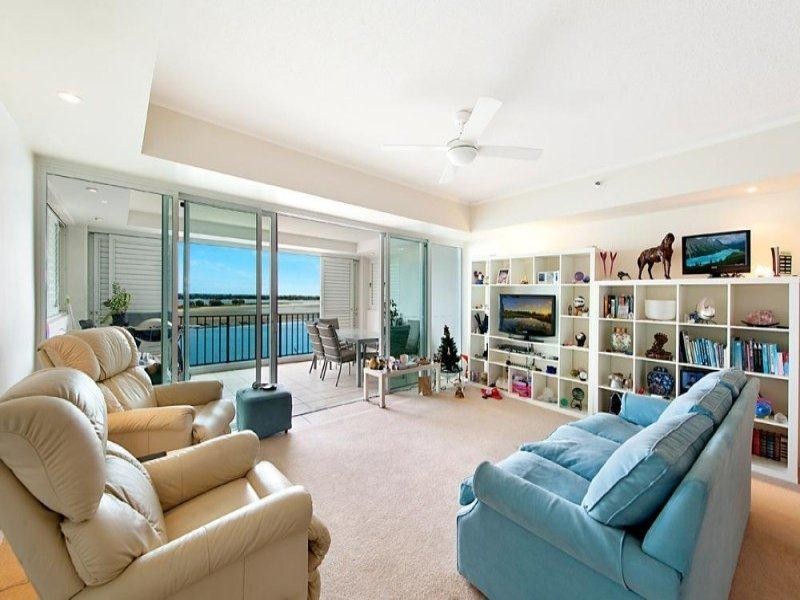 326 Marine Parade ‘DEEPWATER POINT’, Labrador QLD 4215