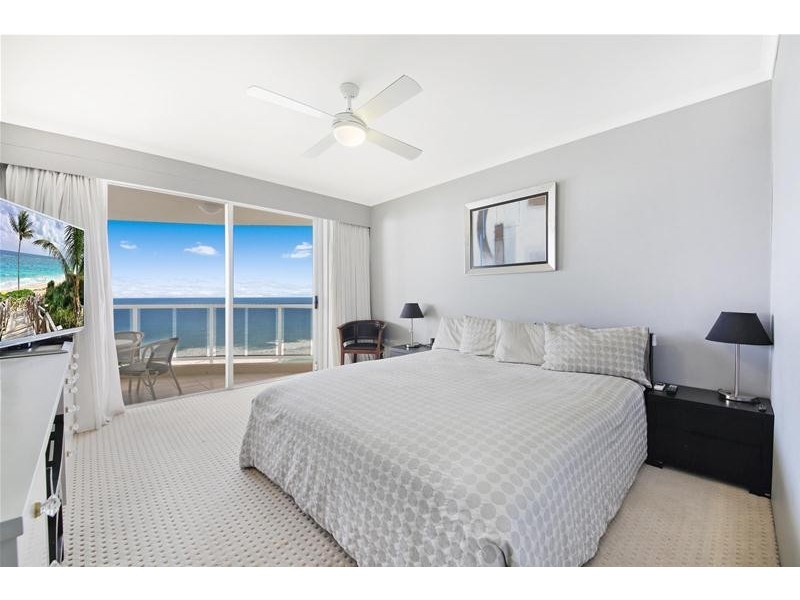 ‘XANADU EAST’ 59 Pacific Street, Main Beach QLD 4217