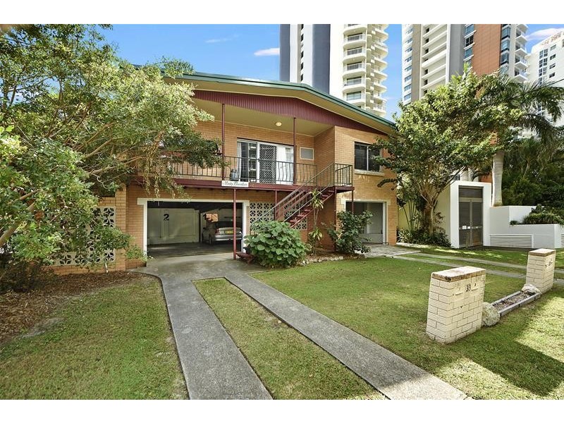 2/33 Breaker Street, Main Beach QLD 4217