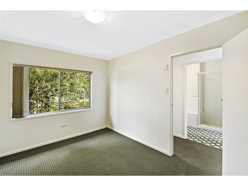 2/33 Breaker Street, Main Beach QLD 4217