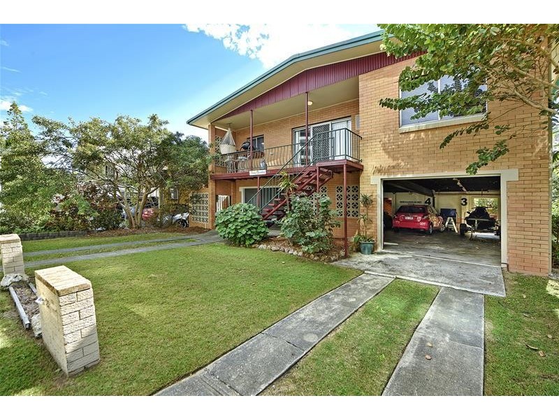 2/33 Breaker Street, Main Beach QLD 4217