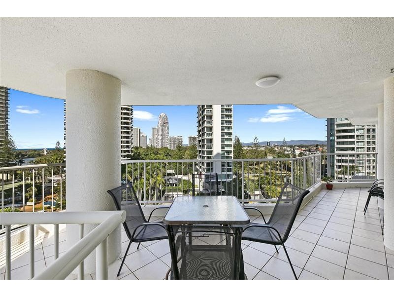 ‘MAIN BEACH TWR’ 20 Cronin  Avenue, Main Beach QLD 4217