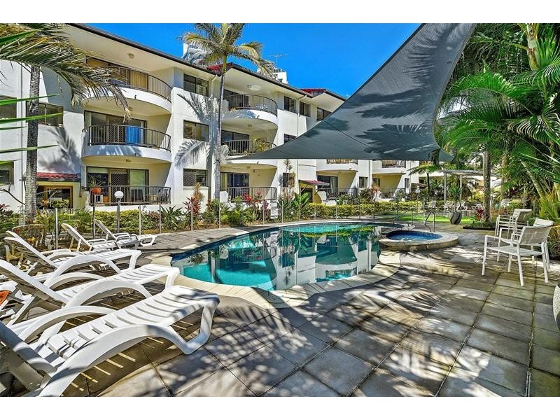 ‘SCALINADA’ 22 Woodroffe Avenue, Main Beach QLD 4217