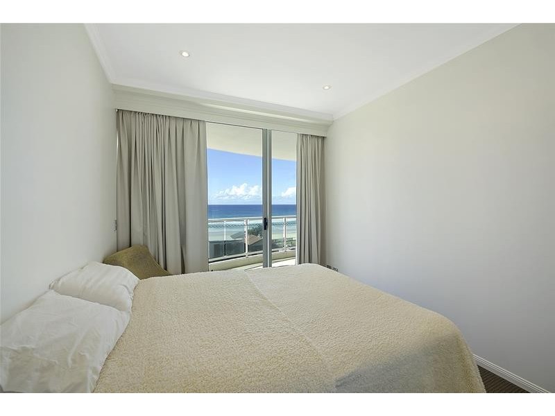 ‘Pacific Views’ 5 Woodroffe Avenue, Main Beach QLD 4217