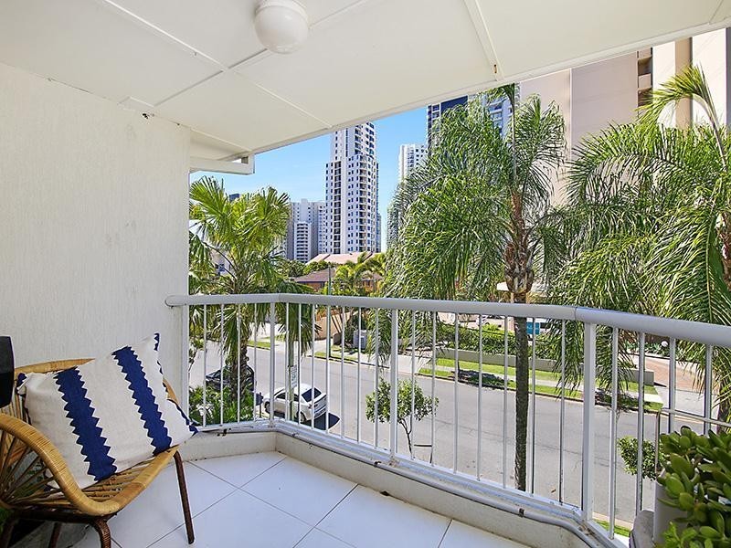 ‘CHIDORI COURT’ 1 Cronin Avenue, Main Beach QLD 4217