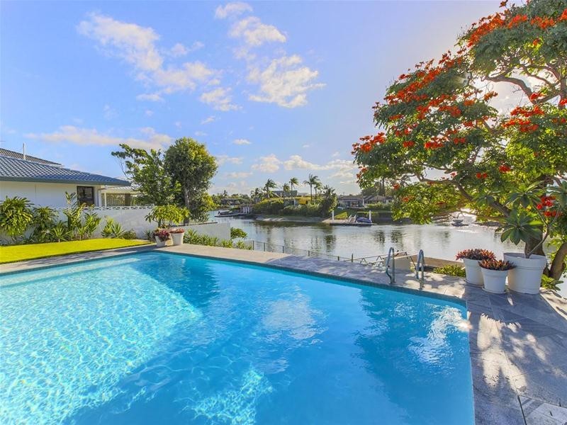 ‘La Scala Court’ 11 La Scala Court, Isle Of Capri QLD 4217