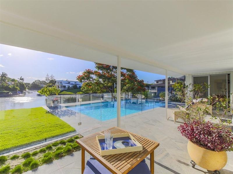 ‘La Scala Court’ 11 La Scala Court, Isle Of Capri QLD 4217