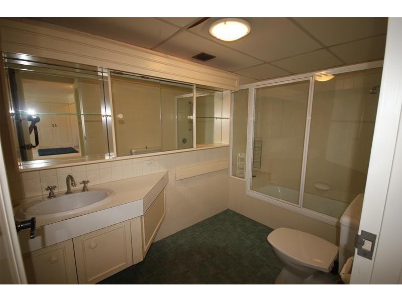 ‘Kings Row Centre’ 2 Commodore Drive, Surfers Paradise QLD 4217