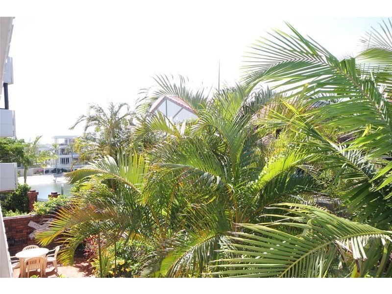 ‘Kings Row Centre’ 2 Commodore Drive, Surfers Paradise QLD 4217