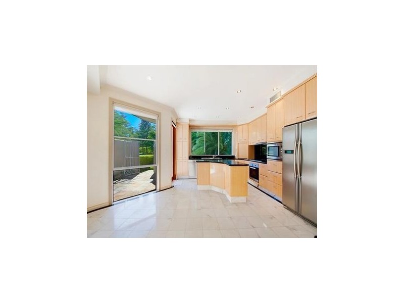 2/42 Tedder Avenue, Main Beach QLD 4217