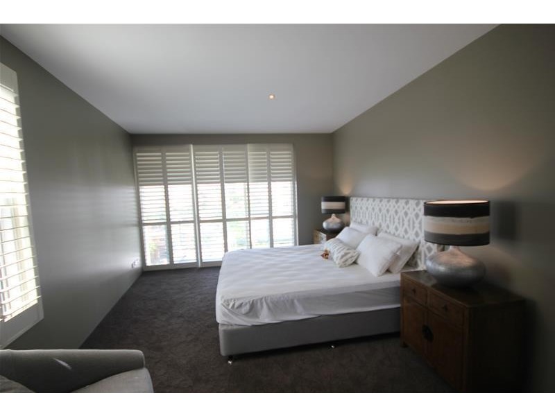 ‘AXIS’ 11 Hill Parade, Main Beach QLD 4217