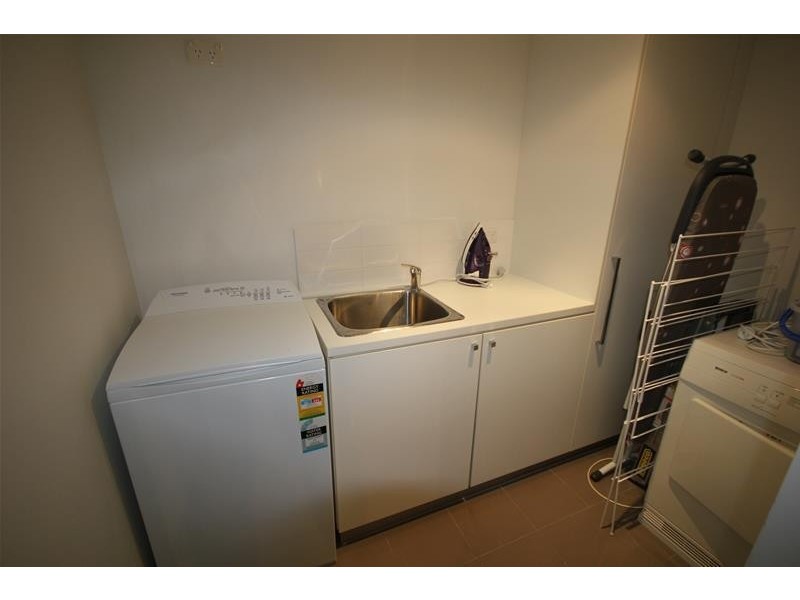 ‘AXIS’ 11 Hill Parade, Main Beach QLD 4217