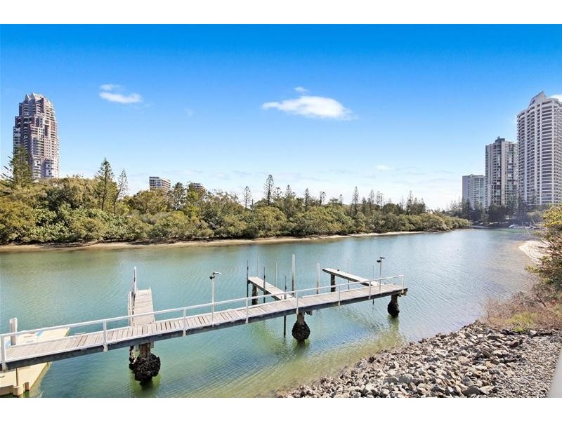 ‘Ocean Park Towers’ Main Beach Parade, Main Beach QLD 4217