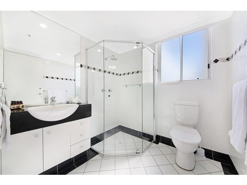 ‘XANADU EAST’ 59 Pacific Street, Main Beach QLD 4217