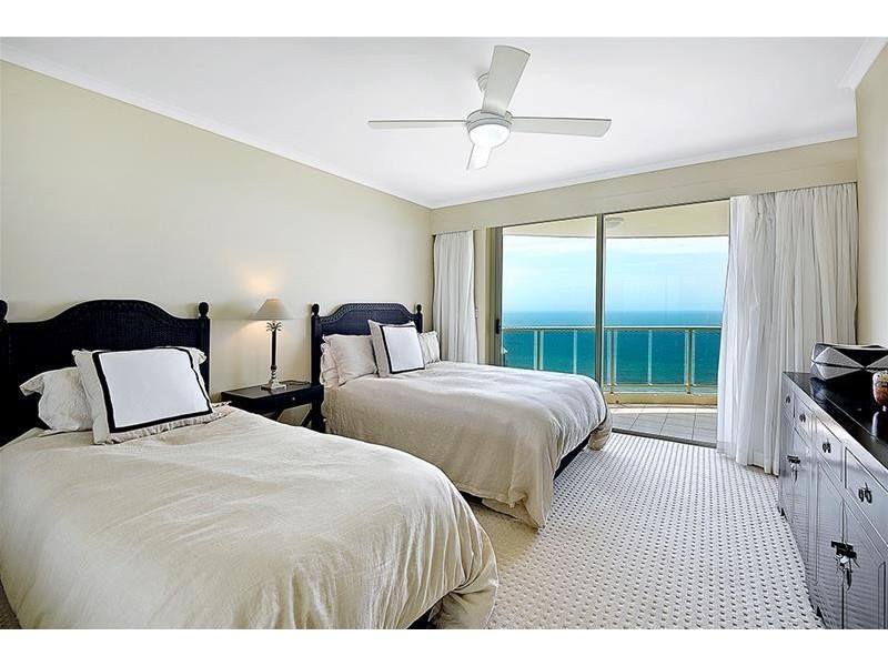 ‘XANADU EAST’ 59 Pacific Street, Main Beach QLD 4217