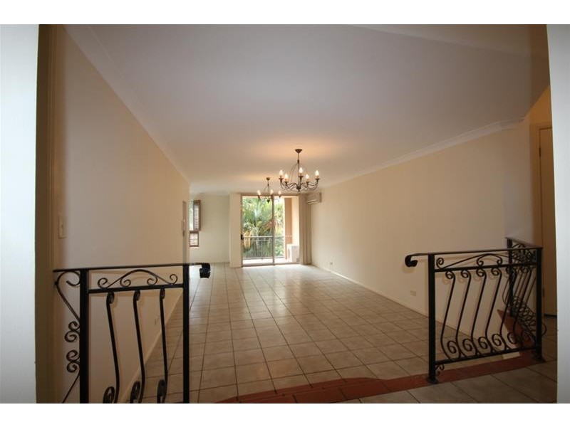 34-38 Woodroffe Avenue ‘Sainte Maxime’, Main Beach QLD 4217