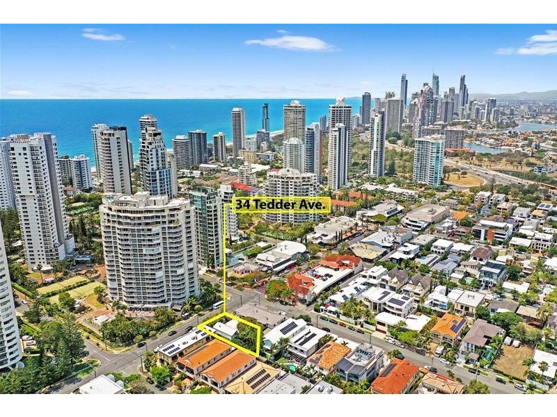 34 Tedder  Avenue, Main Beach QLD 4217