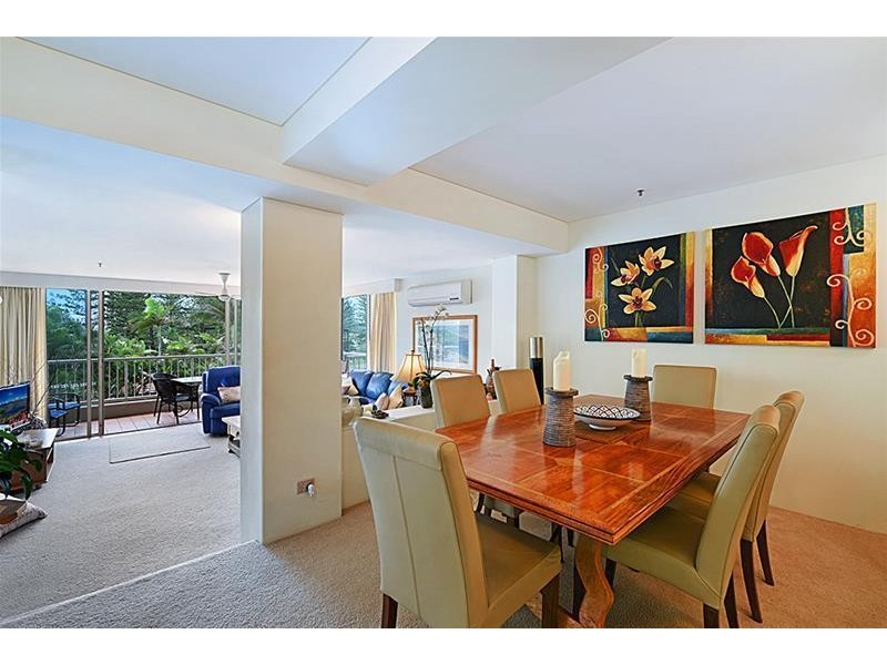 1 Peak Avenue ‘PARK LANE’, Main Beach QLD 4217