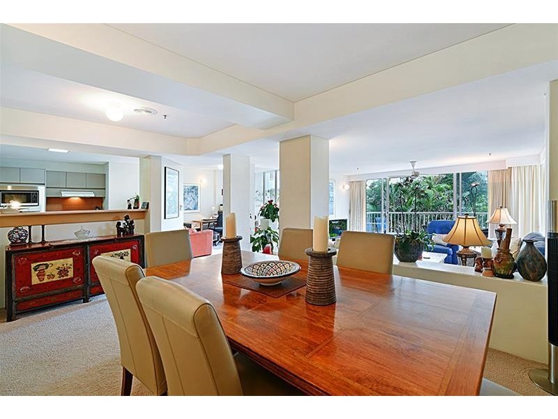 1 Peak Avenue ‘PARK LANE’, Main Beach QLD 4217