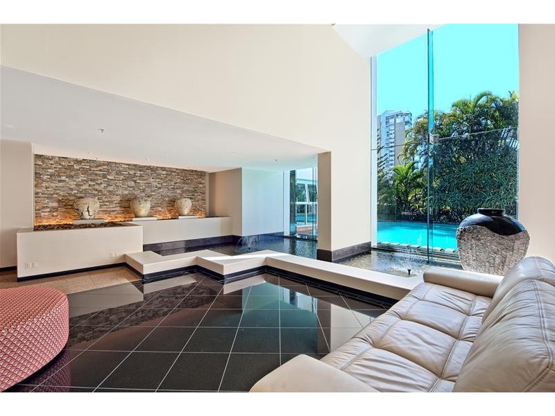 1 Peak Avenue ‘PARK LANE’, Main Beach QLD 4217