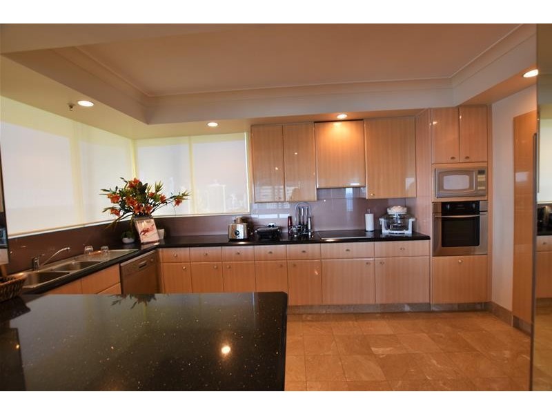 ‘CONTESSA’. 1  Serisier  Avenue, Main Beach QLD 4217