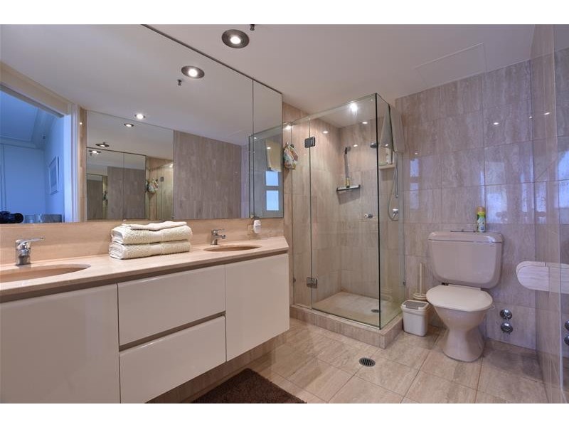 ‘CONTESSA’. 1  Serisier  Avenue, Main Beach QLD 4217